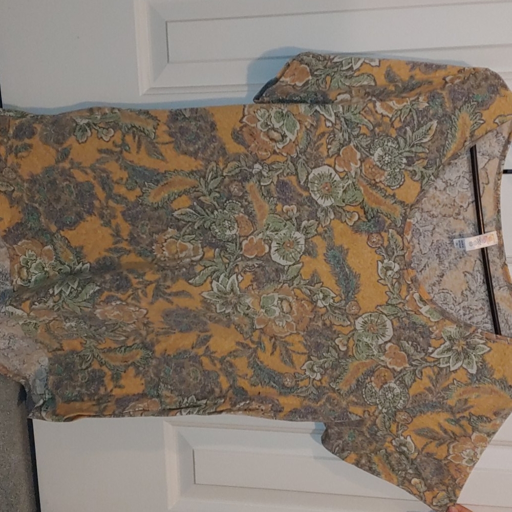 Lularoe Top